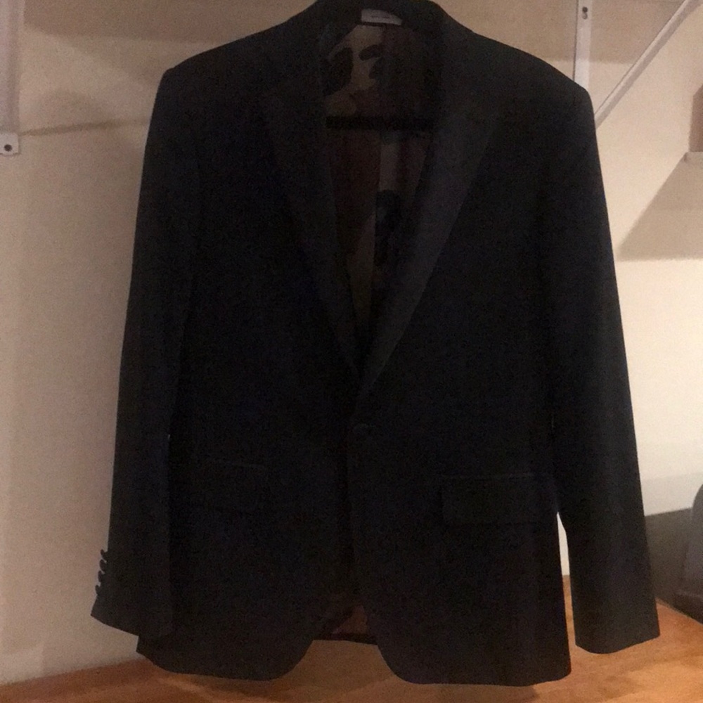Suit